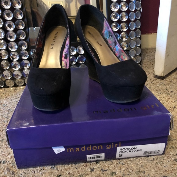 Good condition authentic - Picture 1 of 5